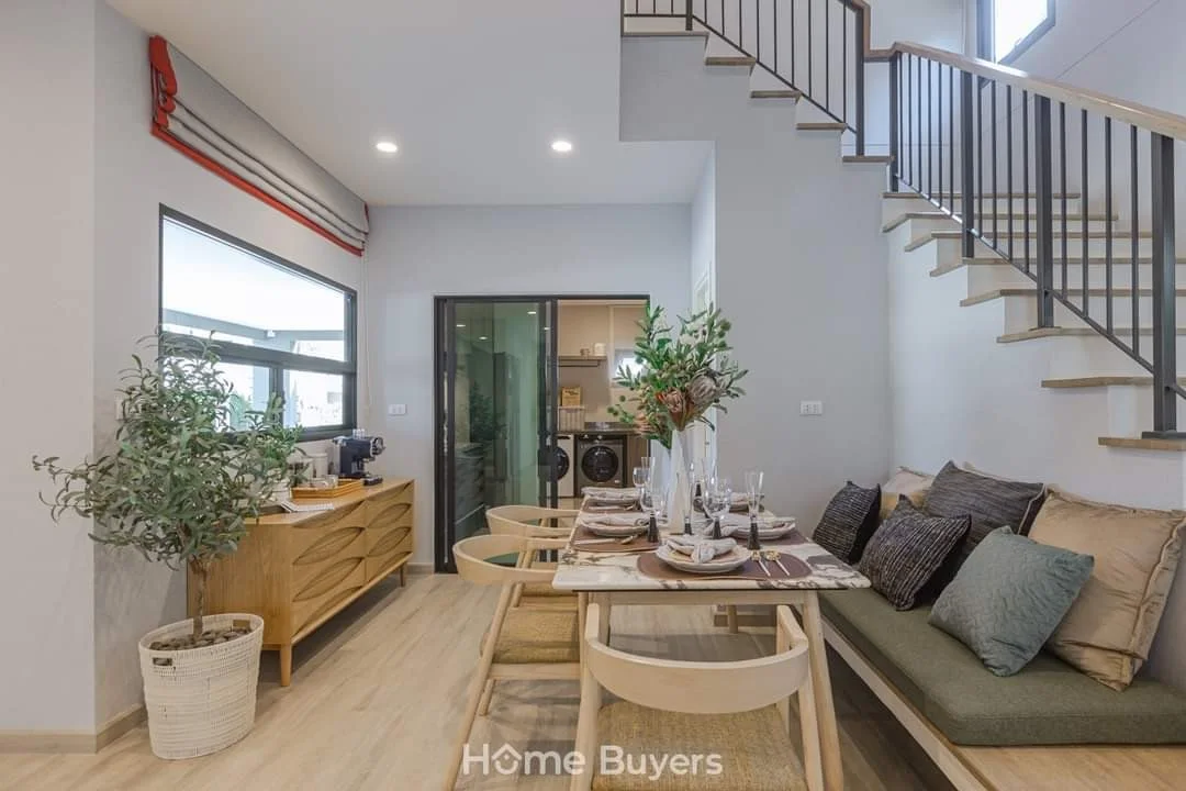 อณาสิริ พายัพ | บ้านสำหรับครอบครัวสไตล์ Modern Barn ใกล้เมืองเชียงใหม่