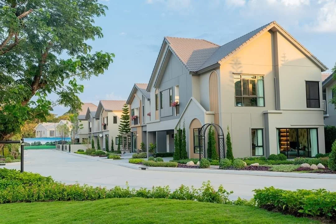 อณาสิริ พายัพ | บ้านสำหรับครอบครัวสไตล์ Modern Barn ใกล้เมืองเชียงใหม่