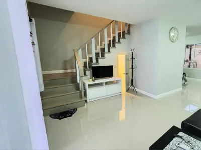 ภาพทาวน์เฮาส์ 3 ห้องนอนที่ Karnkanok Town 1 เชียงใหม่