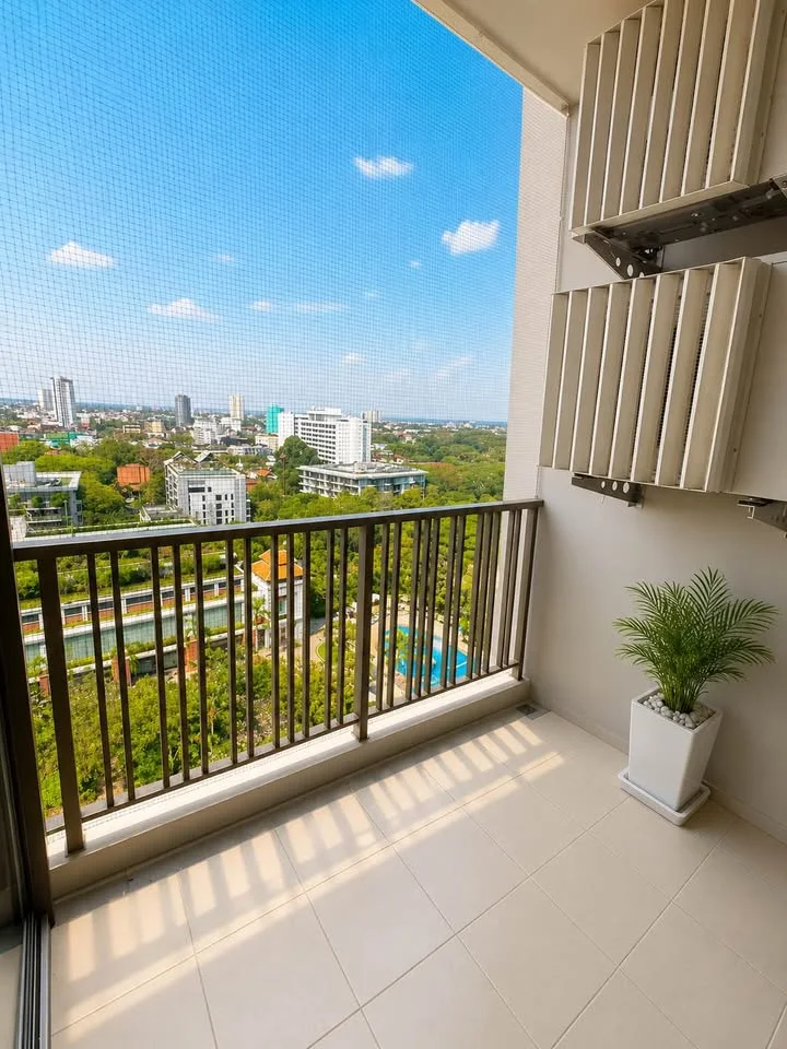 ระเบียงของคอนโด 1 ห้องนอนที่ The Astra Condo เชียงใหม่