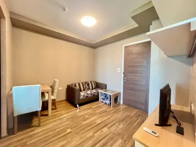 ให้เช่าคอนโด The Treasure Condo (CBP) — Photo 3