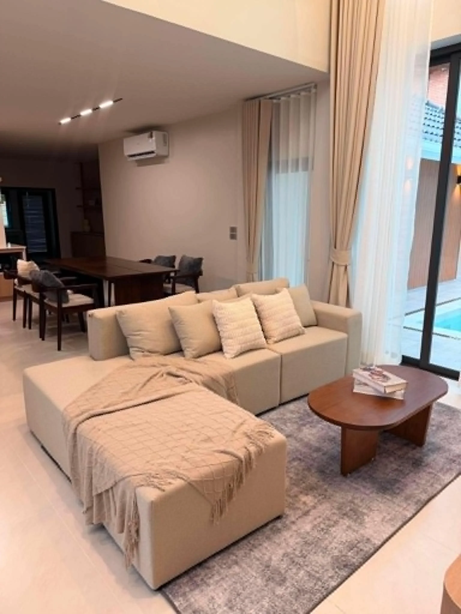 ภาพวิลล่า 4 ห้องนอนที่ WANGTAAN POOL VILLA เชียงใหม่