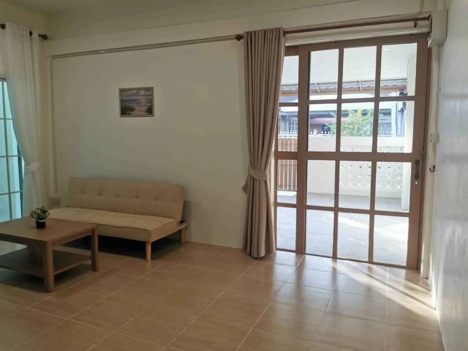 清迈 Sawang Nakhon Village 两卧联排住宅照片