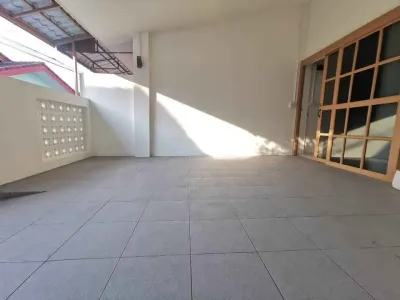 清迈 Sawang Nakhon Village 两卧联排住宅照片