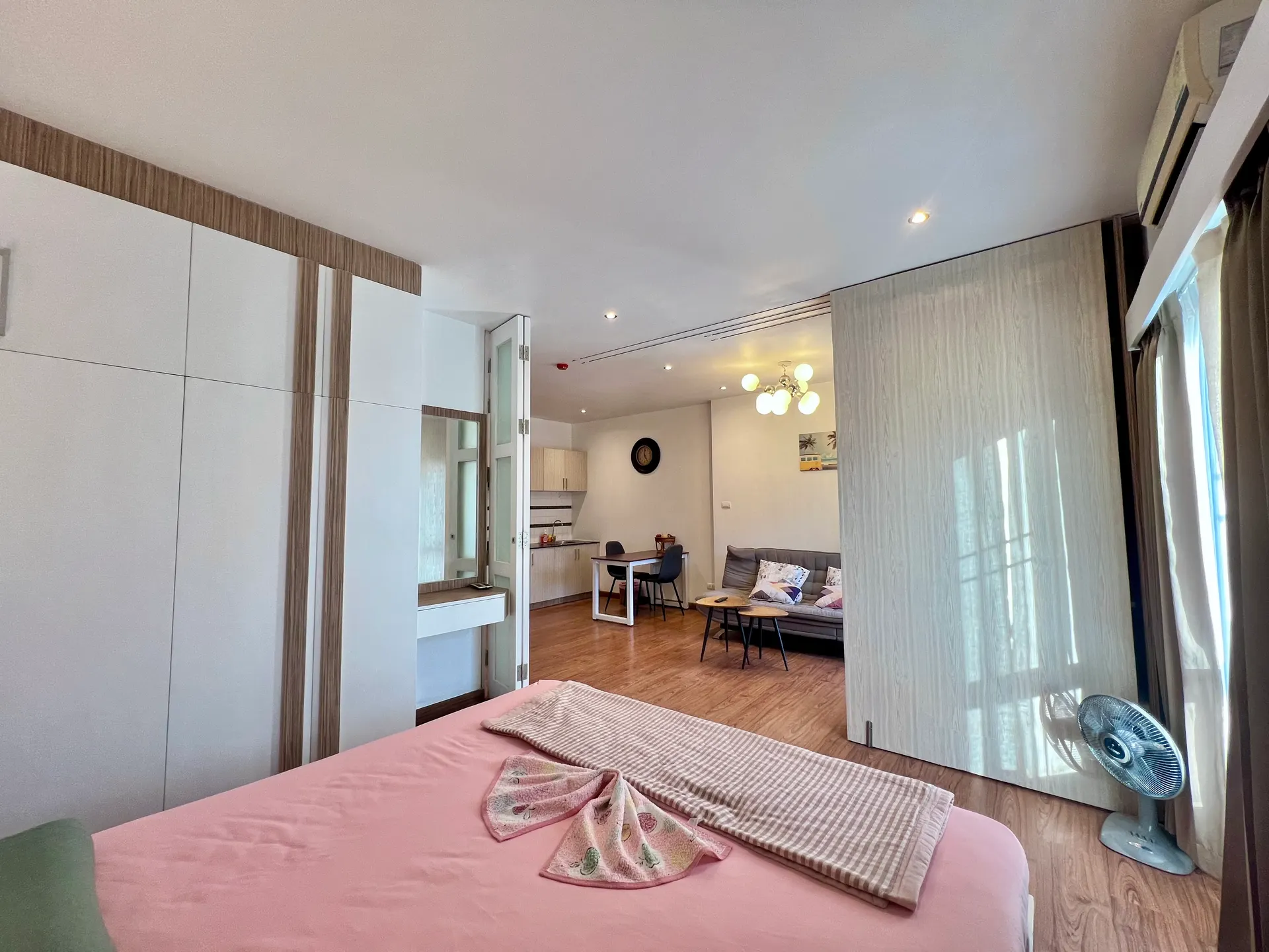 Rare Large 1-Bedroom Condo for Sale in Central Nimman | Approx. 200 m from MAYA